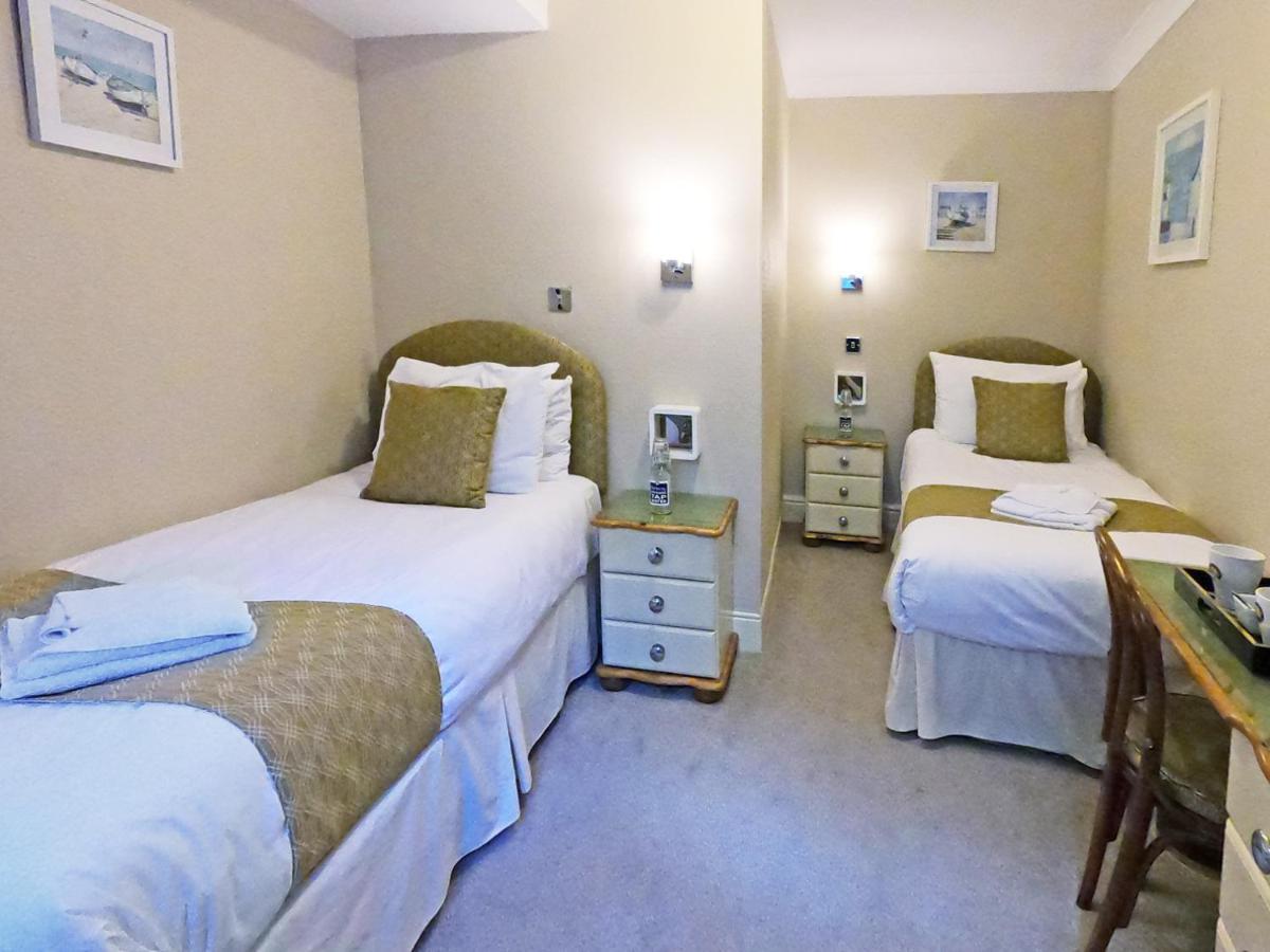 Riviera Lodge Hotel Torquay Buitenkant foto