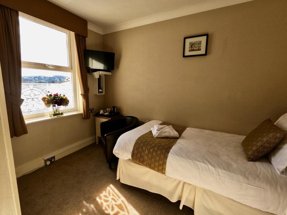 Riviera Lodge Hotel Torquay Buitenkant foto