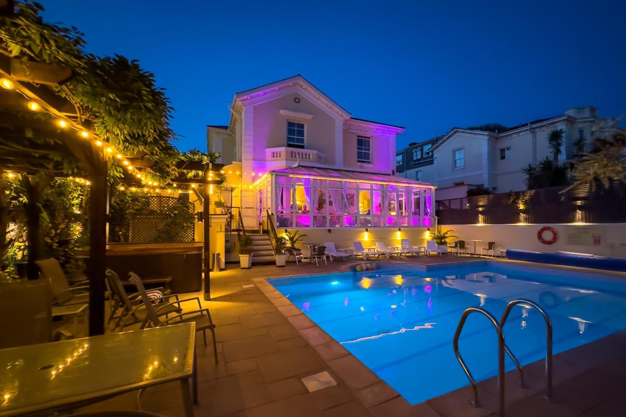 Riviera Lodge Hotel Torquay Buitenkant foto