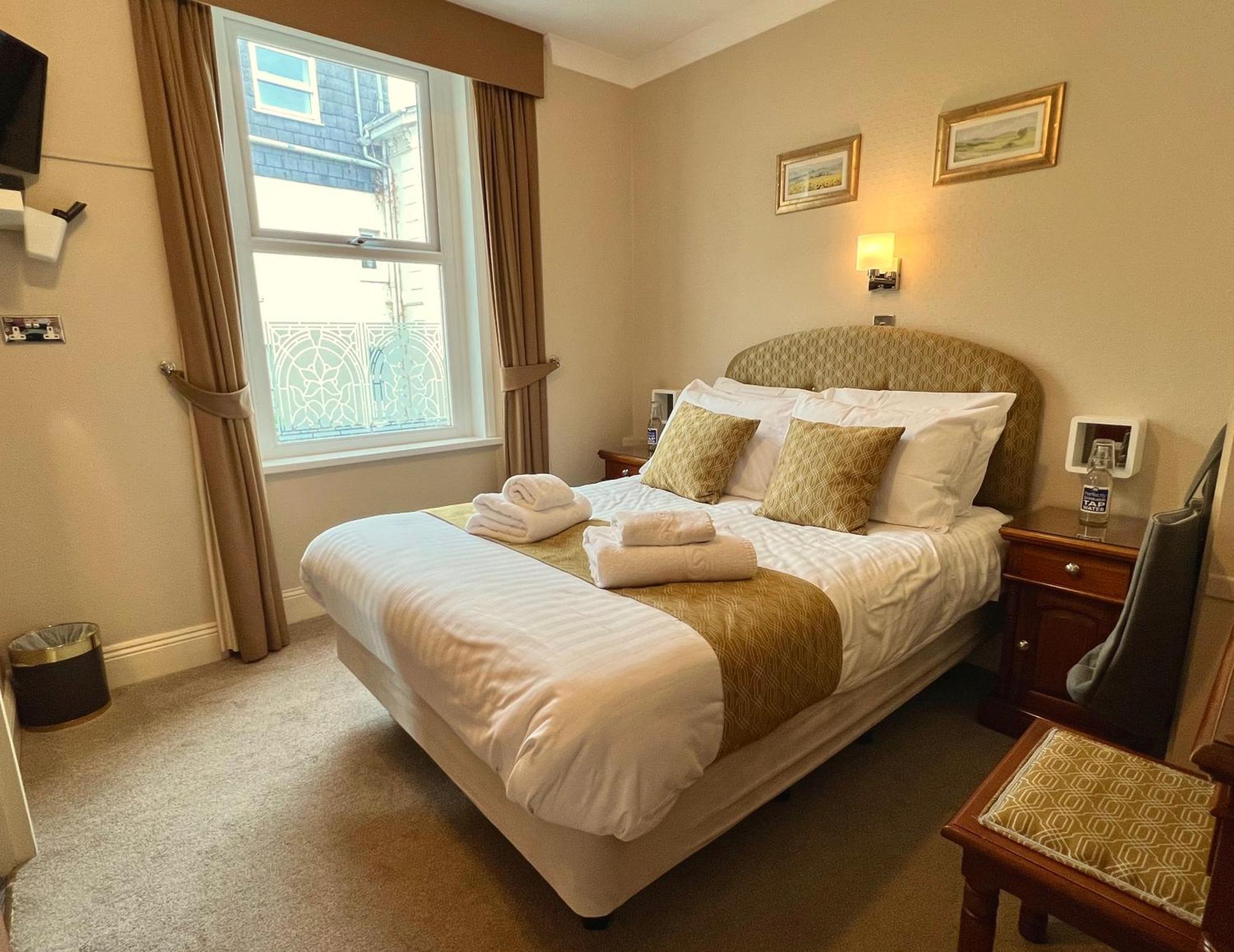 Riviera Lodge Hotel Torquay Buitenkant foto